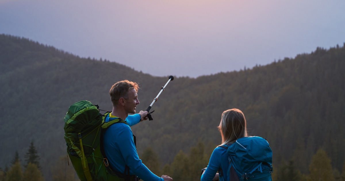 Eintauchen in Wellness: Die transformierenden Vorteile geführter Naturwanderungen