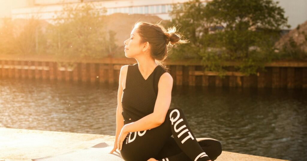 4. Meditation und Atemarbeit